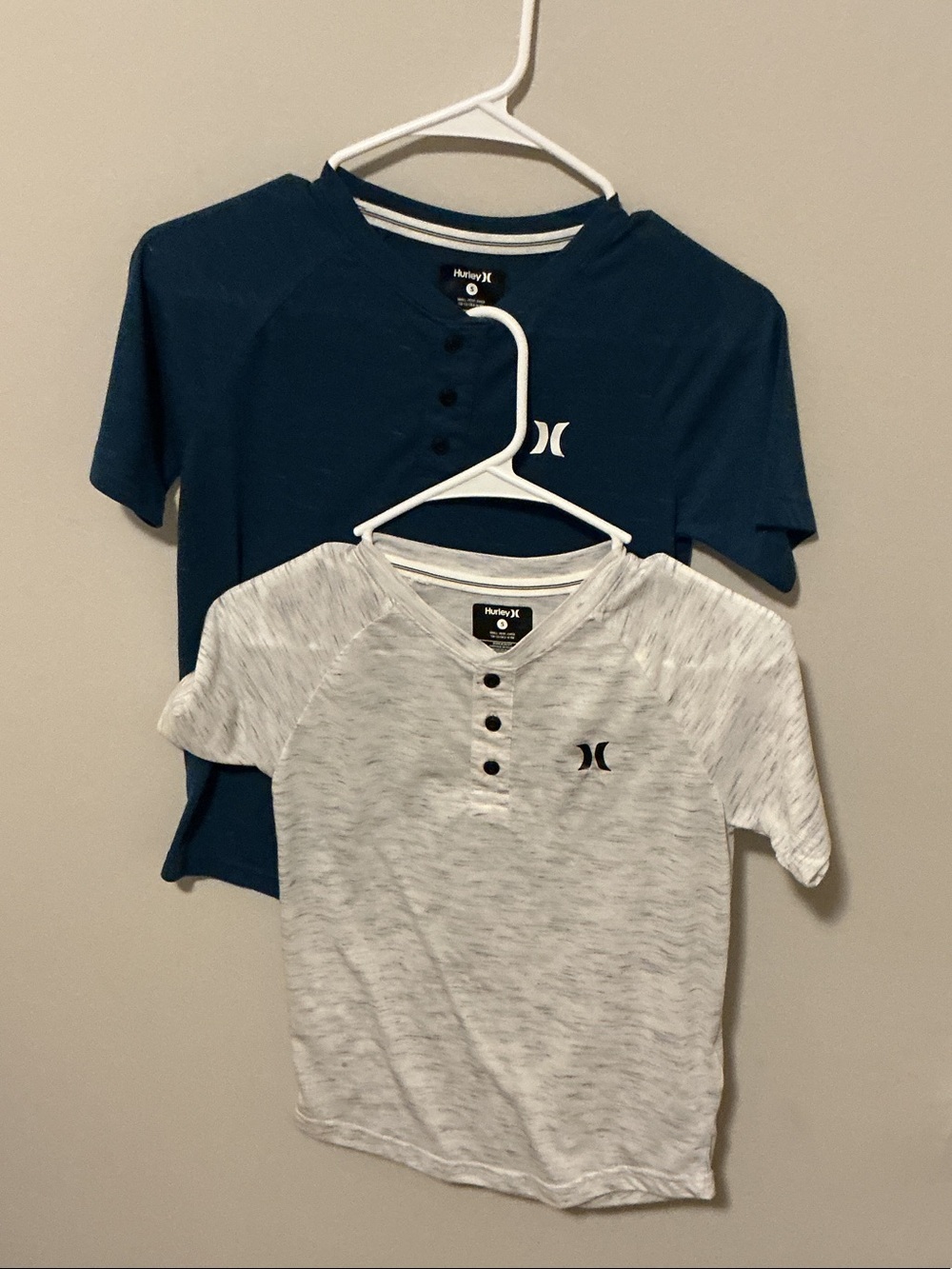 Hurley Boys' Short Sleeve Henley Tees - Blue & Heather Gray